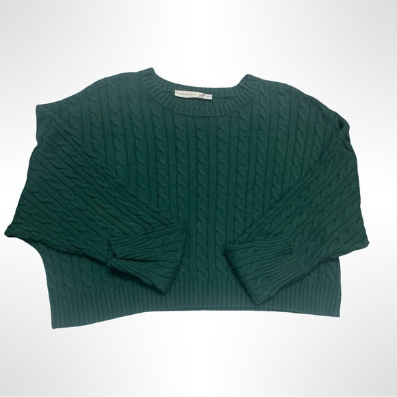 Altar'd State Sweaters - Altar D State Green‎ cropped Cable Knit Sweater size medium